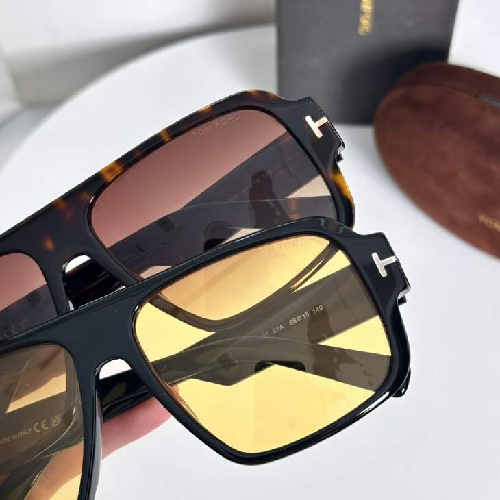 Picture of Tom Ford Sunglasses _SKUfw76199871fw